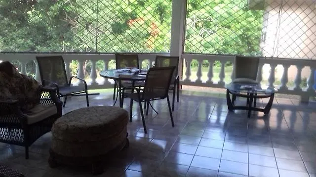 Pensión Coral Gardens Retreat